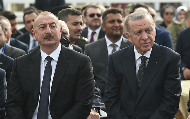 Президент Ильхам Алиев выразил соболезнования Президенту Турции