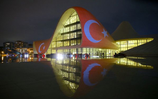 Heydər Əliyev Mərkəzinin binası Türkiyə bayrağı ilə işıqlandırılacaq