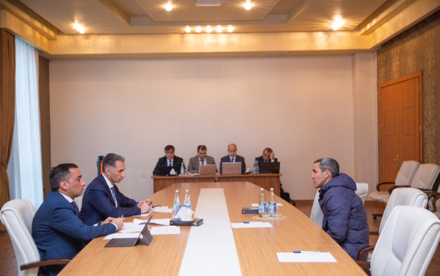 resad-nebiyev-imislide-vetendaslari-qebul-etdi