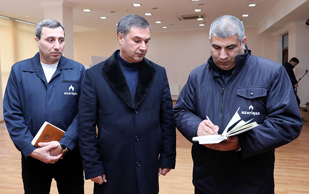 sahibkarlarla-novbeti-gorus-mingecevir-seherinde-kecirildi