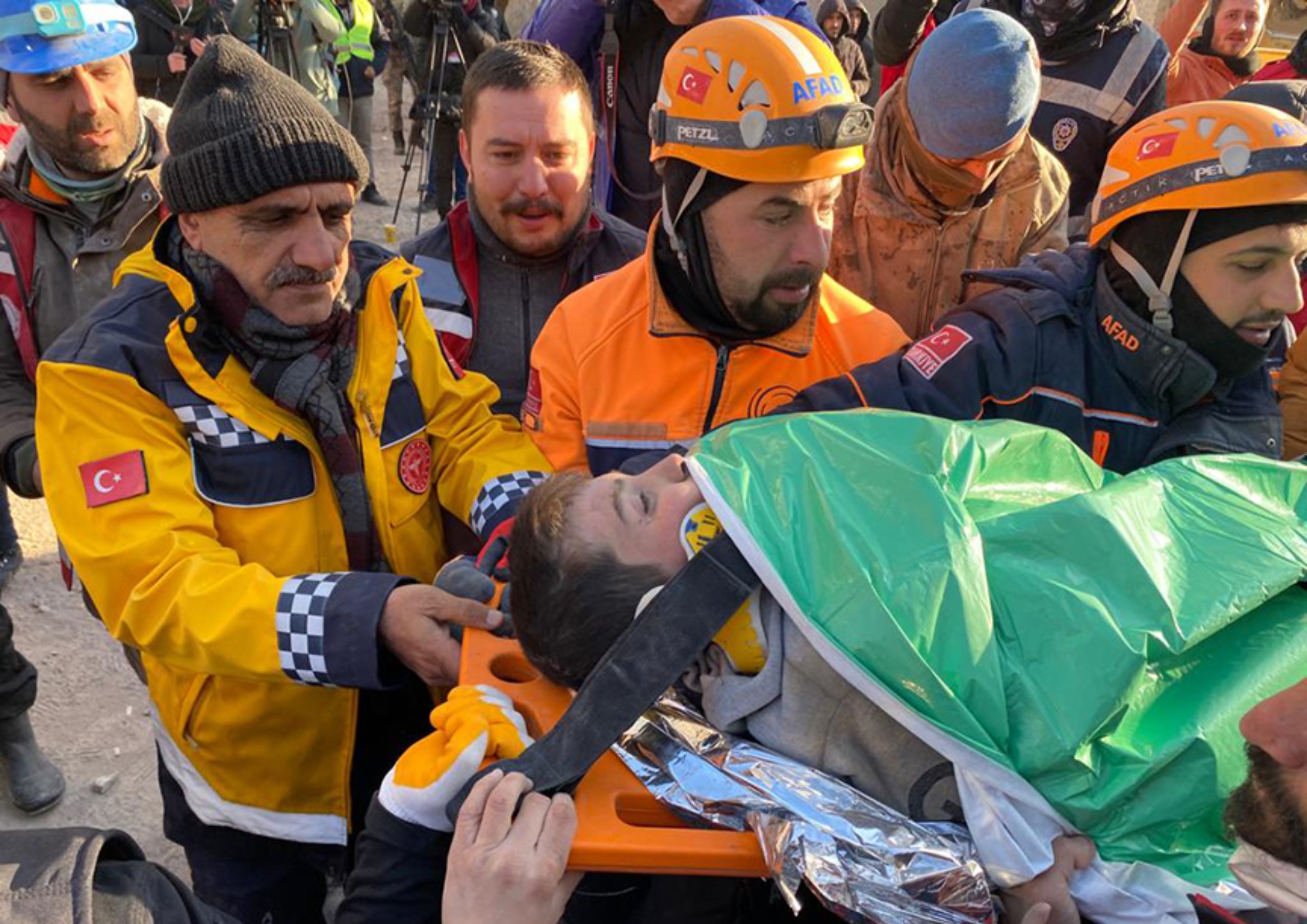 101 saat sonra möcüzə...