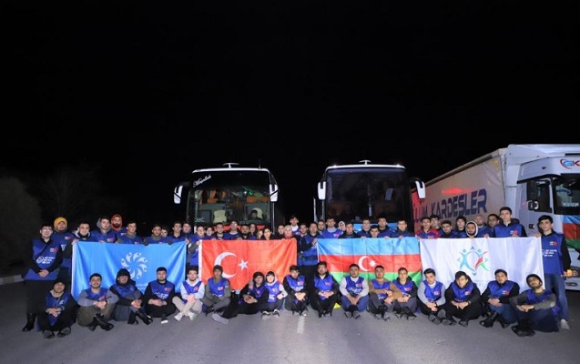 azerbaycan-konulluleri-turkiyeye-yardima-gedir