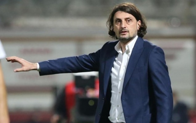 qarabagin-formasini-yardim-ucun-satisa-cixardi