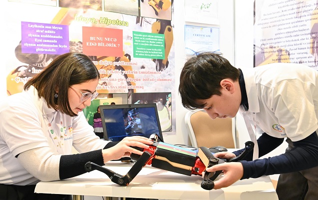 sabahin-alimleri-musabiqesinde-20-paytaxt-mekteblisi-qalib-olub