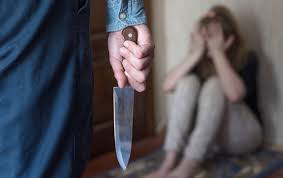 daha-bir-qadin-eri-terefinden-qetle-yetirildi