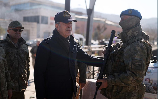 turkiyedeki-zelzelede-100-herbci-sehid-olub