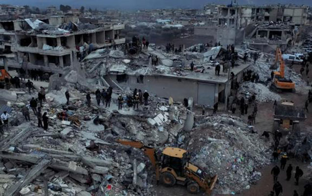 zelzele-neticesinde-suriyada-6-nefer-xesaret-aldi