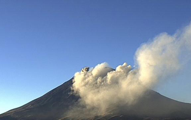 popocatepetl-vulkani-son-24-saat-erzinde-7-defe-puskurdu