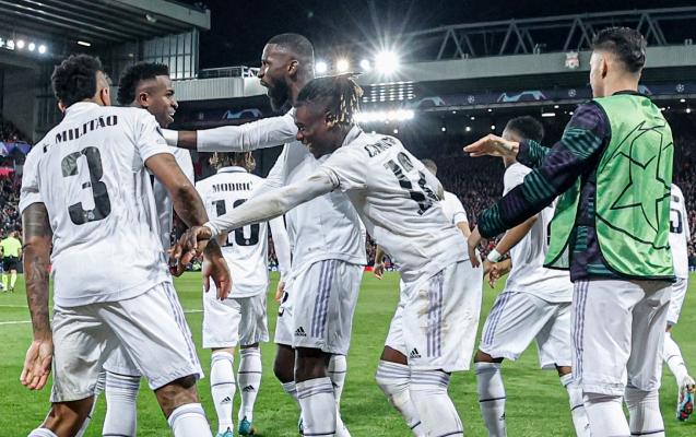 liverpulda-dramatik-oyun-napolinin-sefer-qelebesi