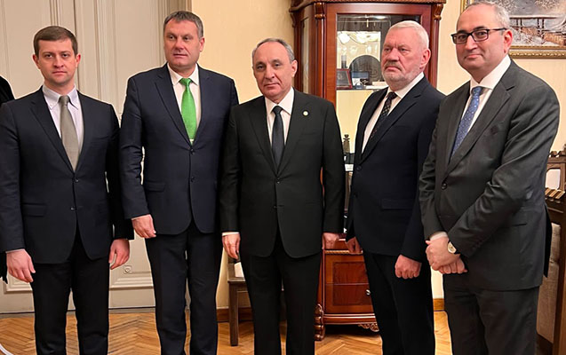 bas-prokuror-latviyada-seferde-olub