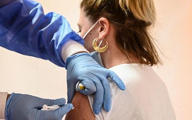 bu-gun-nece-vaksin-vurulub