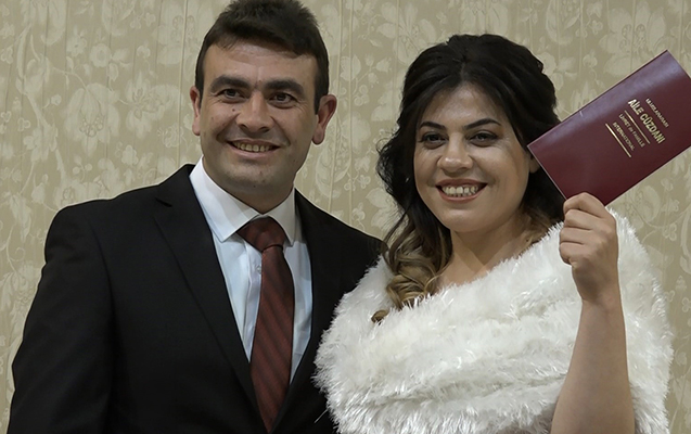 xeyallari-dagintilar-altinda-qaldi-heyatlarini-bursada-birlesdirdiler