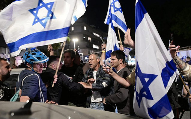 polis-netanyahunun-heyat-yoldasini-etirazcilardan-bele-qorudu