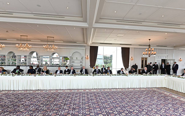 ilham-eliyevin-adindan-zirve-gorusu-istirakcilarinin-serefine-ziyafet-verildi
