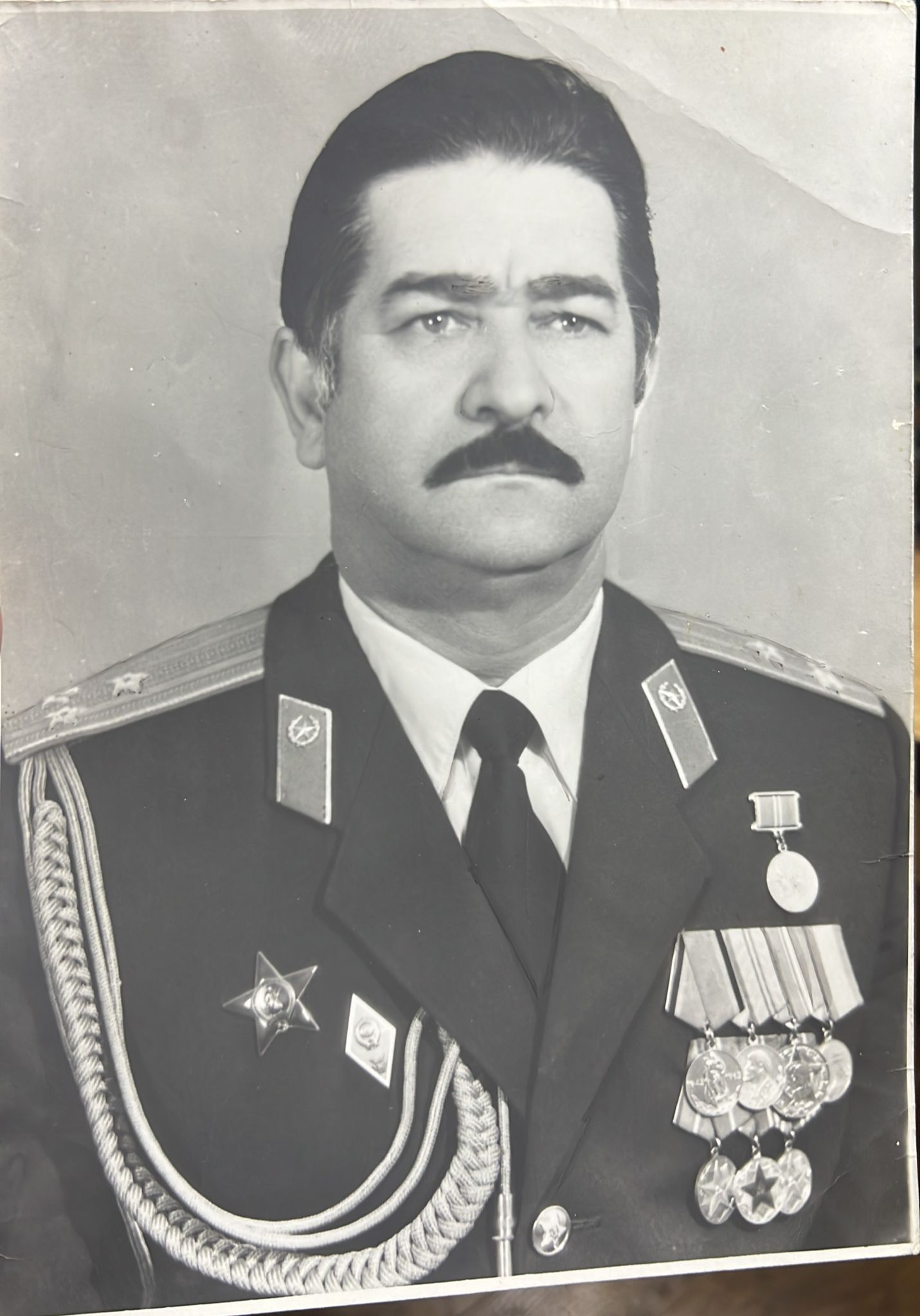 Скончался известный полковник Гамлет Гусейнов — Фото