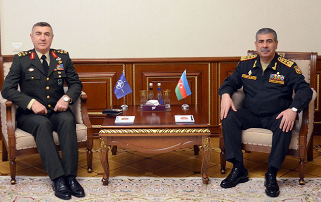 zakir-hesenov-nato-resmisi-ile-gorusdu