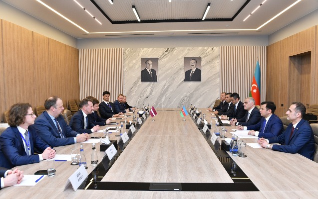 nazir-muavini-latviyanin-investisiya-ve-inkisaf-agentliyinin-rehberi-ile-gorusdu