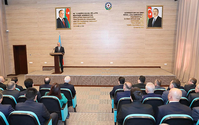 gencede-heyder-eliyevin-100-illik-yubileyine-hesr-olunmus-tedbir-kecirildi