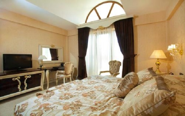 tovuzda-genc-qizin-hotelde-olmesinin-sebebi-bilindi