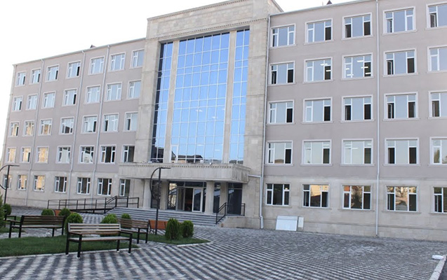 universitetin-sehifesindeki-paylasima-gore-iki-nefere-tohmet-verildi