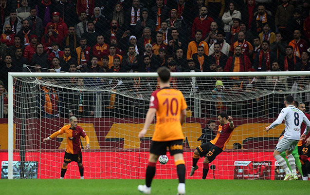 qalatasaray-turkiye-kuboku-ile-vidalasdi