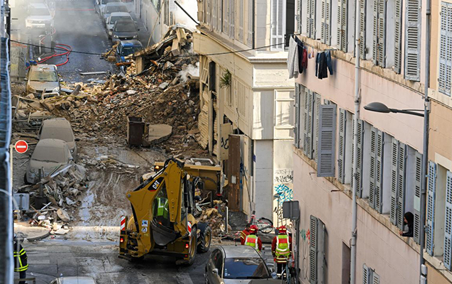 Fransada bina partlayış nəticəsində uçdu - Xeyli sayda yaralı var