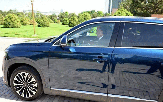 togg-ozbekistan-prezidentine-de-teqdim-olundu