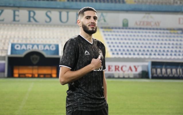 qarabagin-futbolcusu-psj-nin-bas-mesqcisine-soz-atib