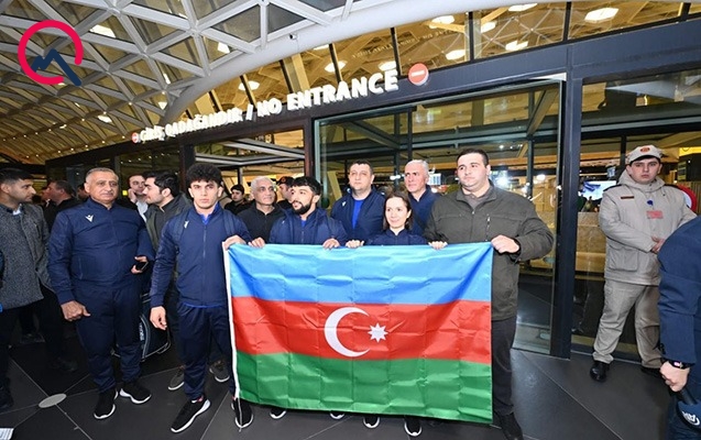 irevandan-qayidan-idmancilarimiz-bele-qarsilandi