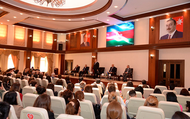 nesimide-heyder-eliyev-ili-cercivesinde-toplanti-kecirildi