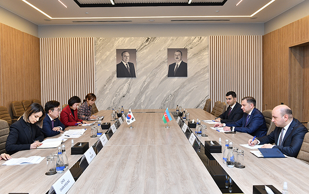 samir-memmedov-koreya-numayende-heyeti-ile-gorusdu