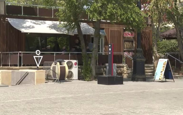 bulvarda-atraksionlari-sokub-kafe-ve-restoran-tikdiler