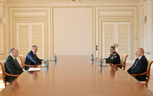 ilham-eliyev-gurcustanin-mudafie-nazirini-qebul-etdi