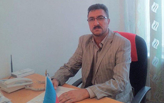 masini-yol-kenarinda-saxlayib-vefat-etdi