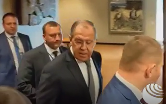 lavrov-jurnalistin-sualina-komplimentle-cavab-verdi
