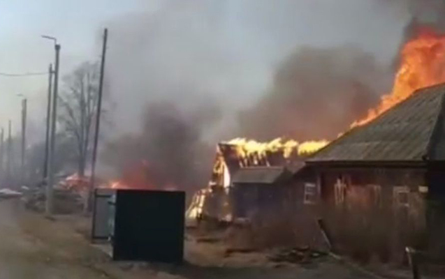 Rusiyada 100-ə yaxın ev yandı, ölən var