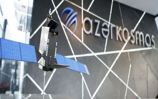 azerbaycanin-yeni-peykinin-orbite-cixarilmasi-ucun-danisiqlar-gedir