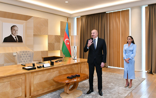 turk-bayraginin-irevanda-qaldirilmasi-edaleti-berpa-etmek-idi