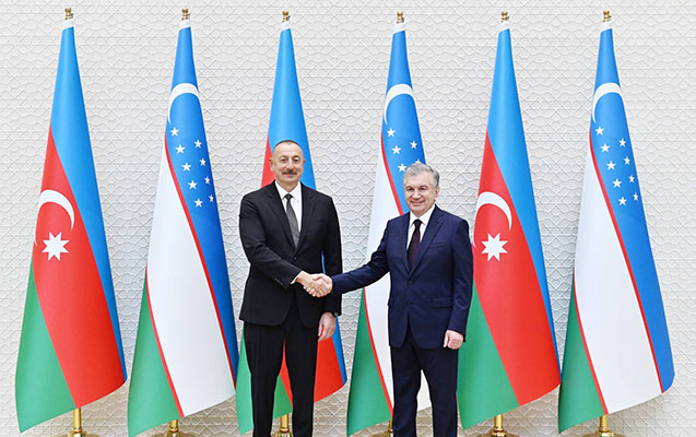 ilham-eliyev-savkat-mirziyoyevi-tebrik-edib