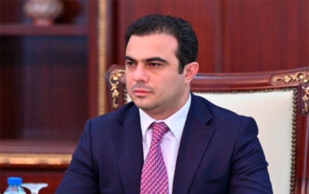 hikmet-cavadov-ukrayna-ali-radasi-sedrinin-musaviri-teyin-olundu