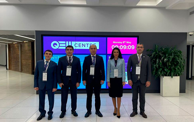 emin-emrullayev-londonda-forumda-istirak-edir
