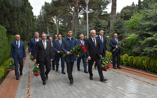 yasamal-rih-heyder-eliyevin-xatiresini-andi