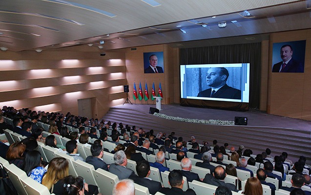 bineqedide-heyder-eliyeve-hesr-olunmus-tedbir-kecirildi