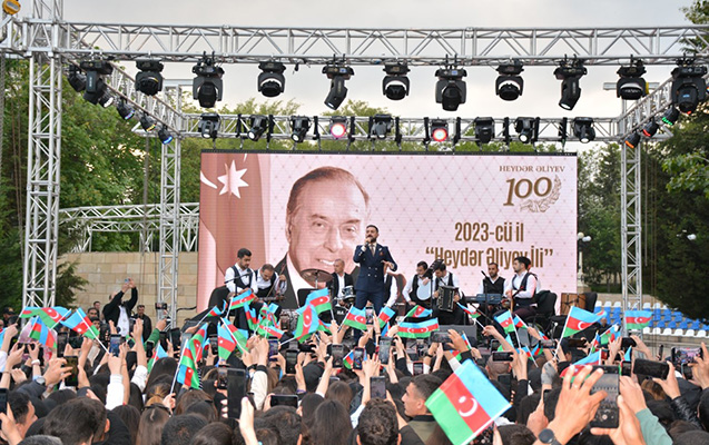 samaxida-konsert-ve-atesfesanliq-oldu