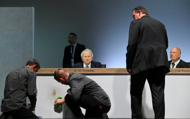 berlinde-porsche-resmisine-tort-atdilar