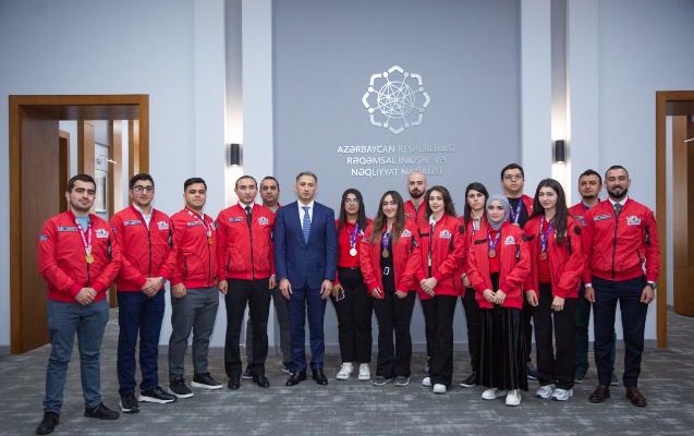 resad-nebiyev-teknofest-turkiye-2023un-azerbaycanli-qalibleri-ile-gorusdu