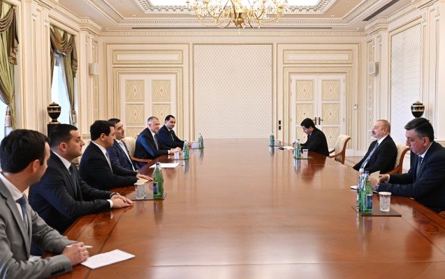 ilham-eliyev-gurcustan-parlamentinin-sedrini-qebul-etdi
