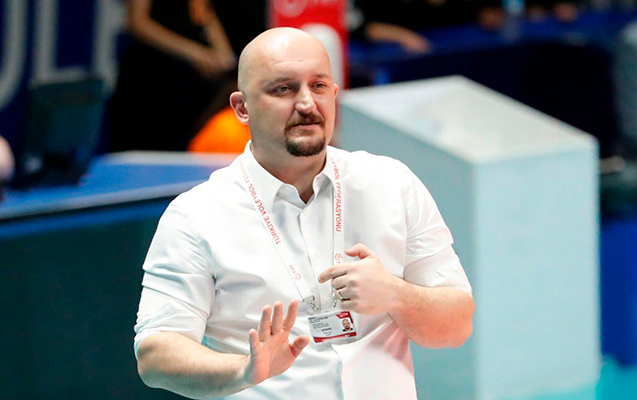 azerbaycan-millisinde-turkiyeli-bas-mesqci