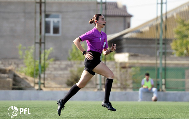 azerbaycanli-qadin-hakim-8-il-sonra-birinci-divizionda