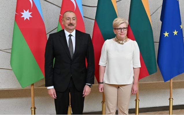 ilham-eliyev-litva-bas-naziri-ile-gorusdu